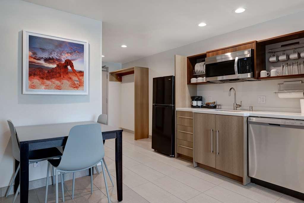 Home2 Suites By Hilton Las Vegas I-215 Curve Room photo